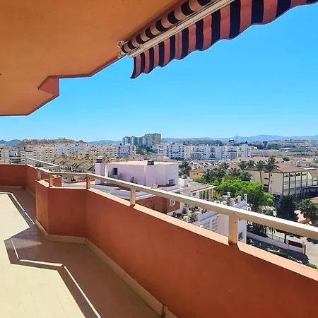 Apartamento En Los Boliches Avd Acapulco شقة فوينخيرولا